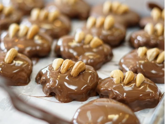 Fudgery bear claws 2