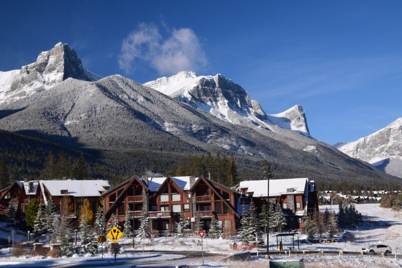 Thomas Krause Vacation Homes in Three Sisters