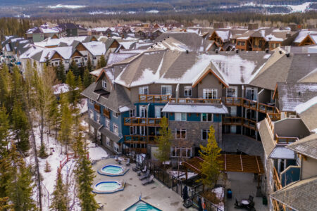Fall Getaways in Canmore | Save Up to 30% at Blackstone Mountain Lodge