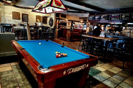 The Rose & Crown Pub: A True Local Favourite in Canmore