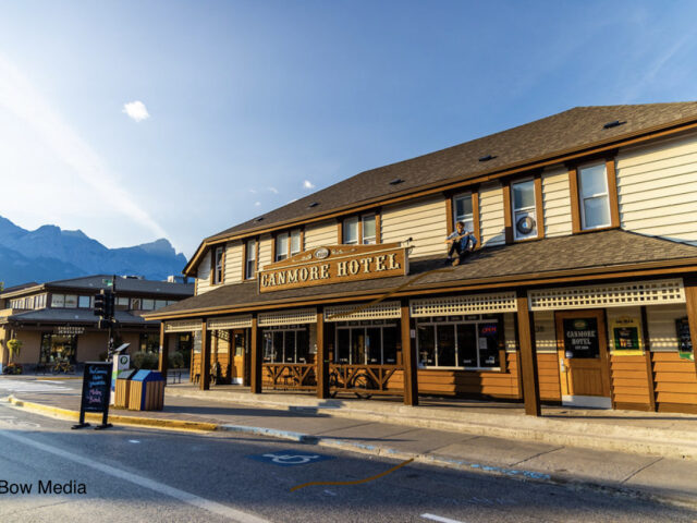 Canmore Hotel exterior best