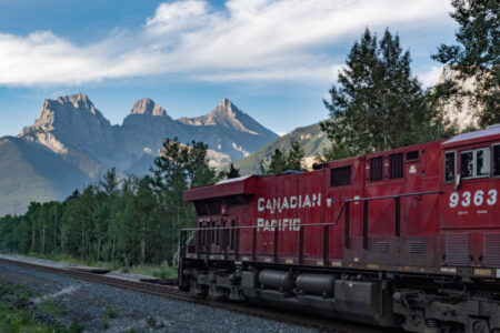 Rail & Trail: A 3.1 Km Easy Walking Loop in Downtown Canmore
