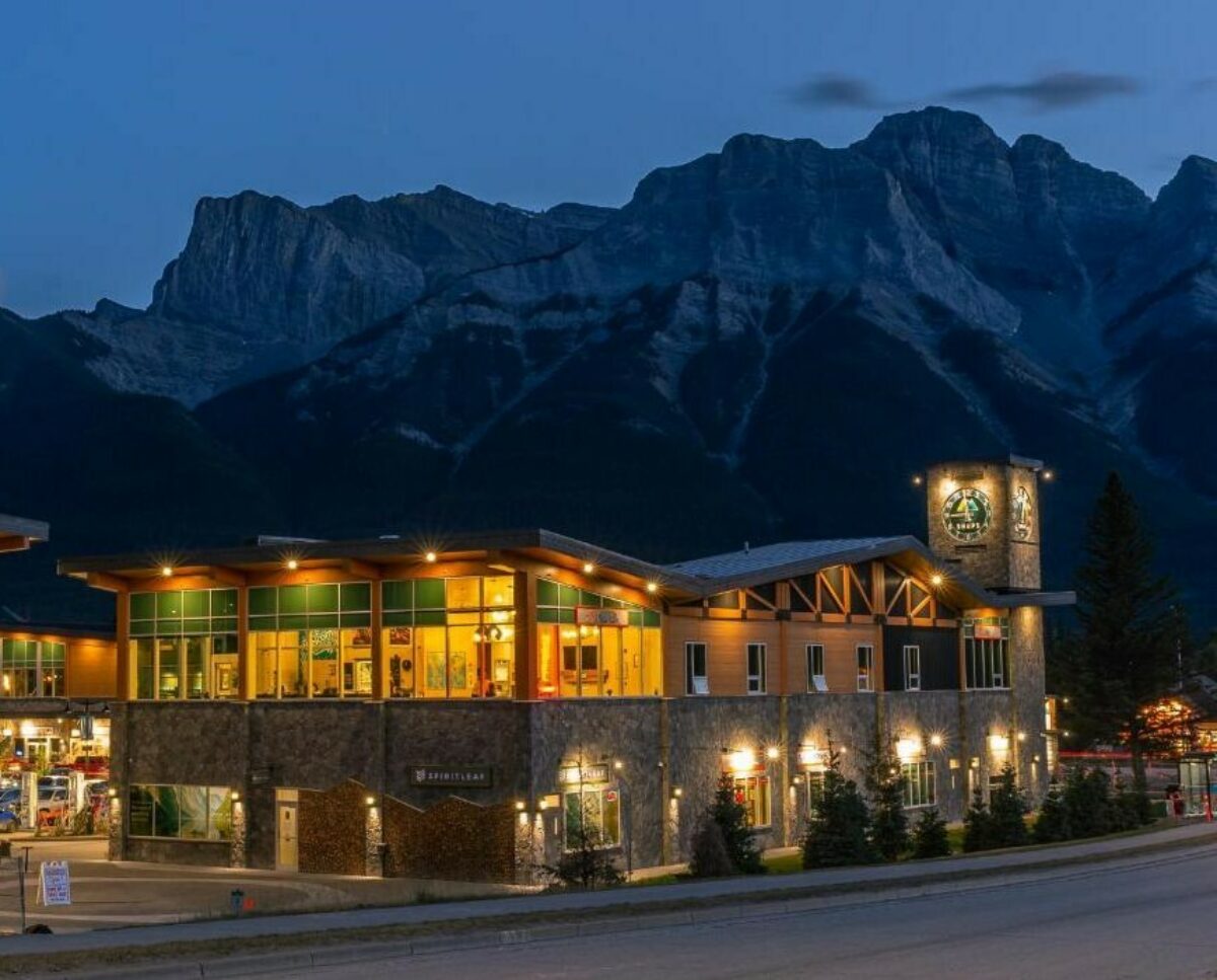 Canmore Hostel at Night