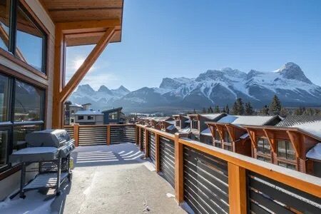 Leavetown Vacations- Your Next Bow Valley Adventure Awaits