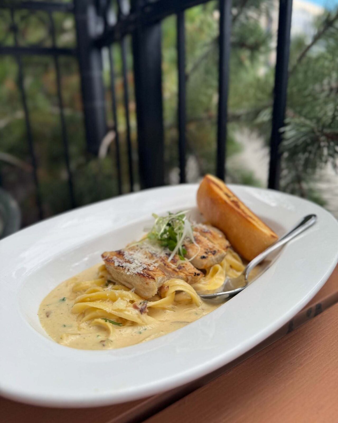 Grande Kitchen Bar alfredo